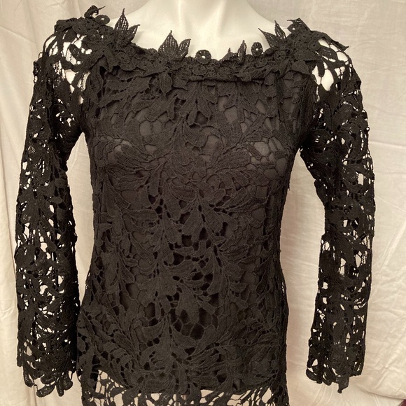 LAST CHANCE! Flora Ashley Black Lace Blouse - Picture 1 of 7
